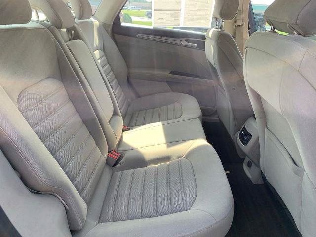 Certified 2019 Ford Fusion SE FWD image 29