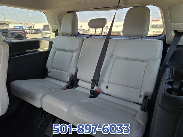 Certified 2025 Ford Expedition Platinum AWD/4WD image 13