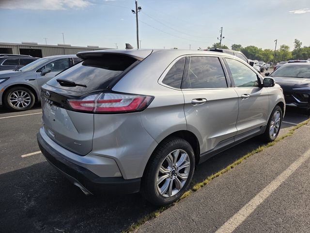 Certified 2022 Ford Edge Titanium AWD/4WD image 6