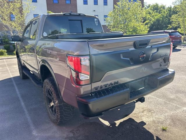 Used 2022 Nissan Titan PRO-4X w/ Pro-4x Convenience Package AWD/4WD image 6
