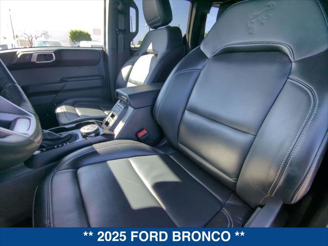 Certified 2025 Ford Bronco Outer Banks AWD/4WD image 20