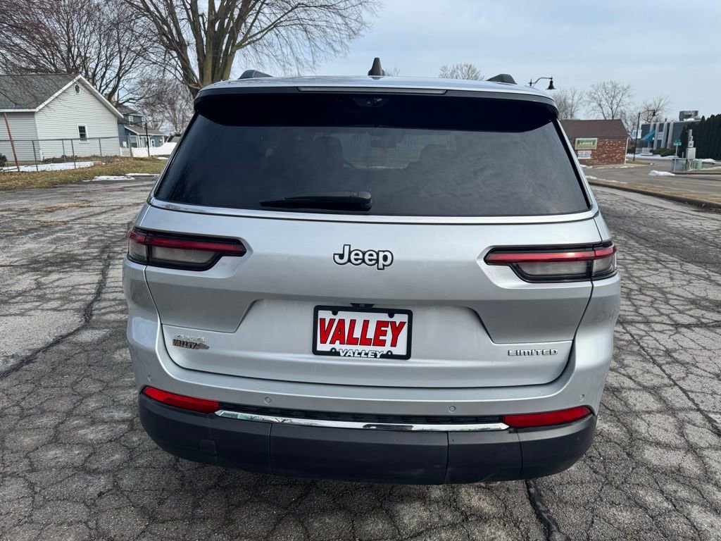 Used 2024 Jeep Grand Cherokee L Limited w/ Luxury Tech Group II image 12