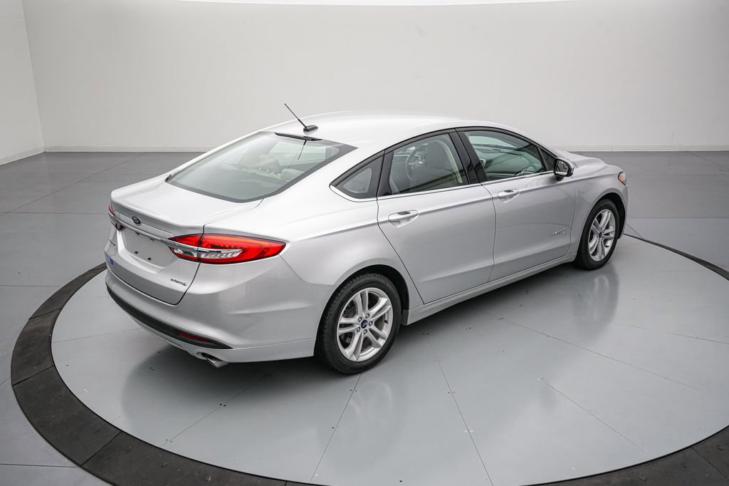 Certified 2018 Ford Fusion S FWD image 4