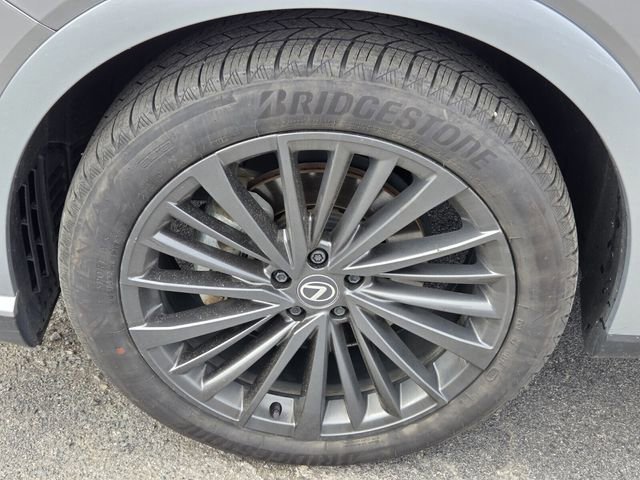 Used 2025 Lexus RX 350 Premium image 16