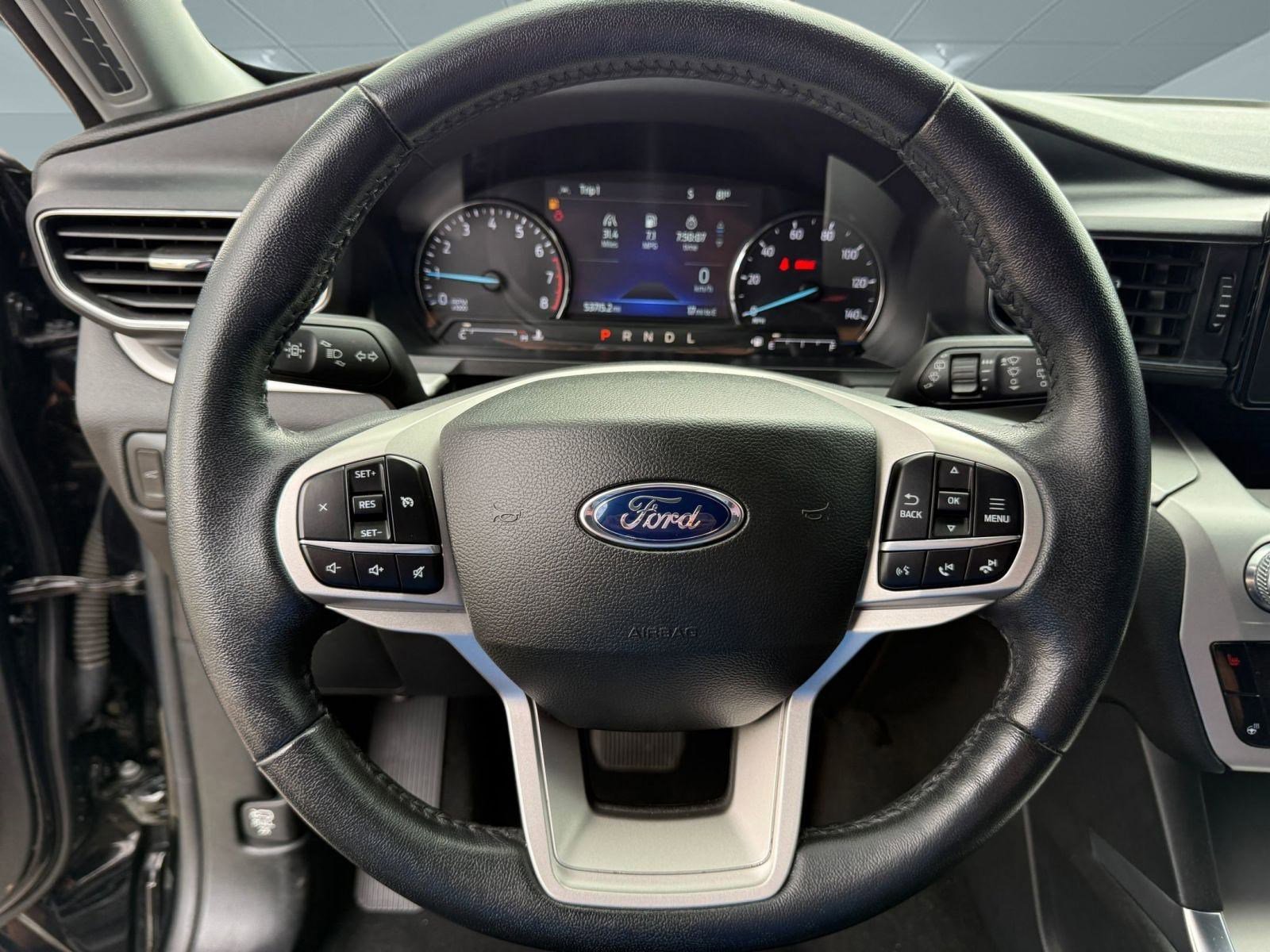 Certified 2022 Ford Explorer XLT w/ Equipment Group 202A image 15