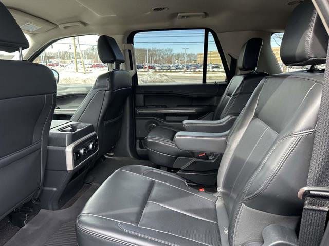 Certified 2023 Ford Expedition Max XLT image 10