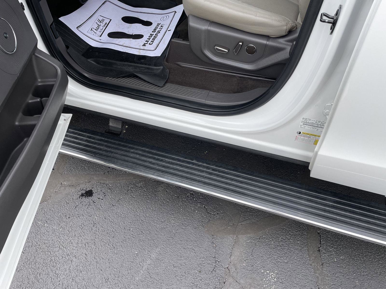 Certified 2020 Ford Expedition Limited AWD/4WD image 9