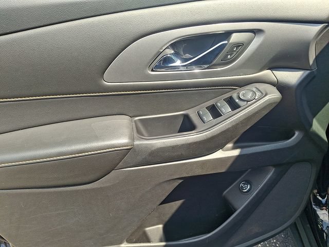 Used 2019 Chevrolet Traverse LT FWD image 12