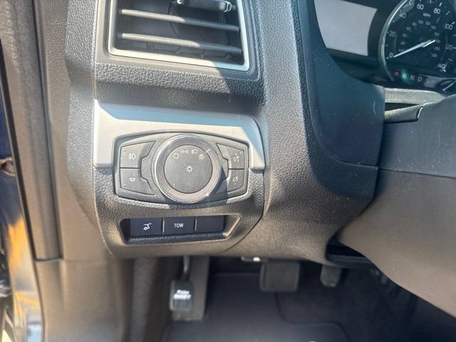 Certified 2017 Ford Explorer XLT w/ Equipment Group 202A FWD image 26