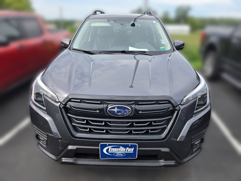 Used 2024 Subaru Forester Limited w/ POP Package 3 AWD/4WD image 2
