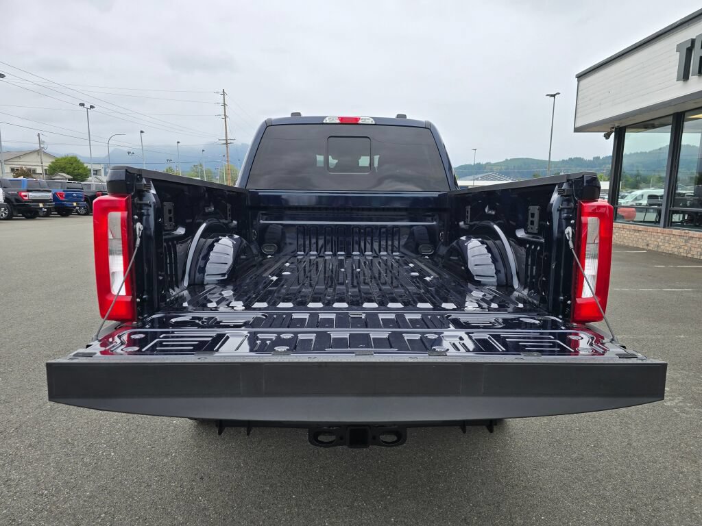 Certified 2025 Ford F250 XLT AWD/4WD image 10