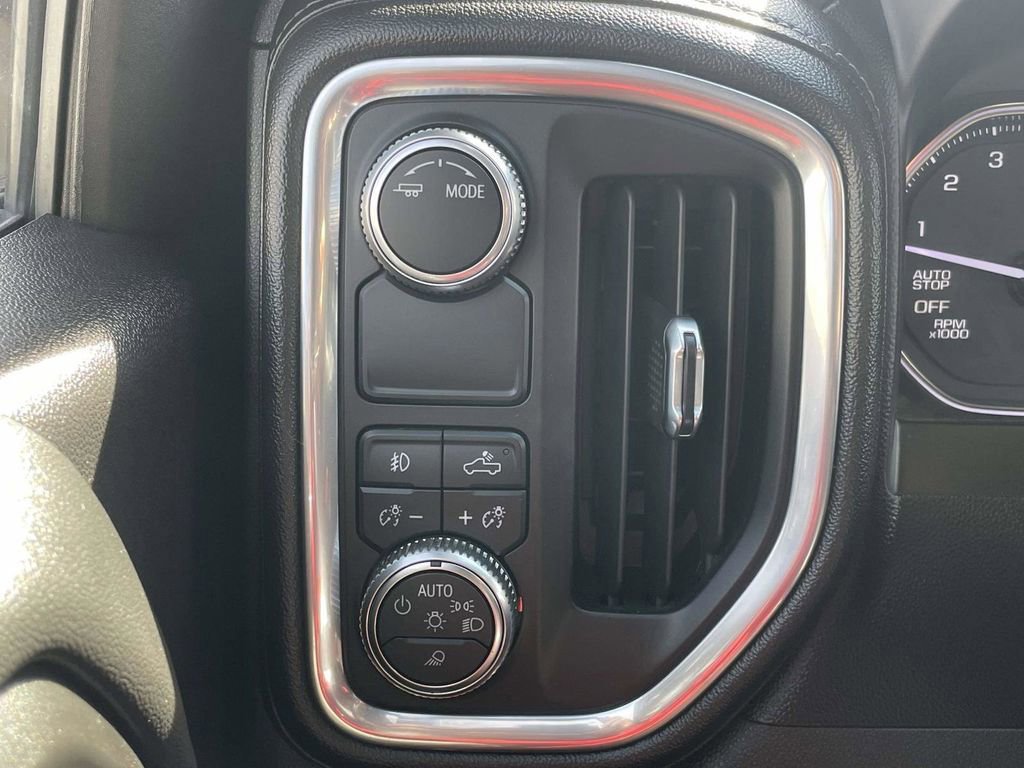Used 2020 GMC Sierra 1500 SLT image 28