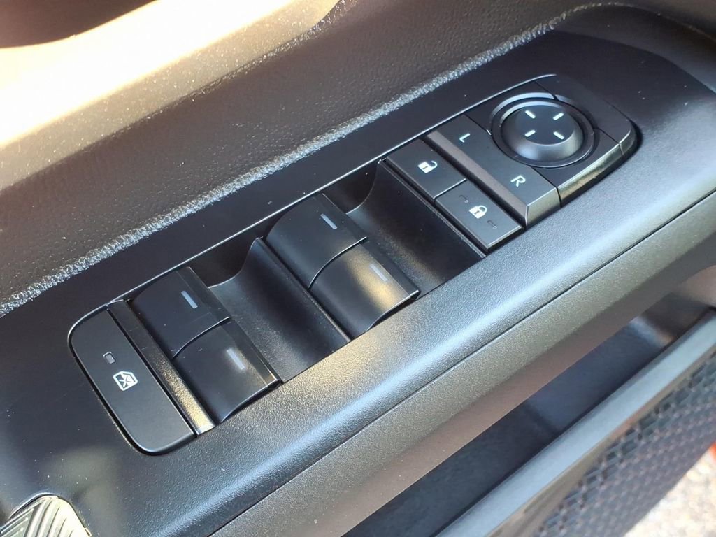 Used 2025 Toyota Tacoma TRD Off-Road AWD/4WD image 23