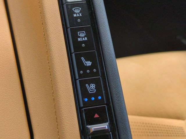 Used 2021 Chevrolet Corvette Stingray Preferred Cpe w/ Z51 Performance Package image 23