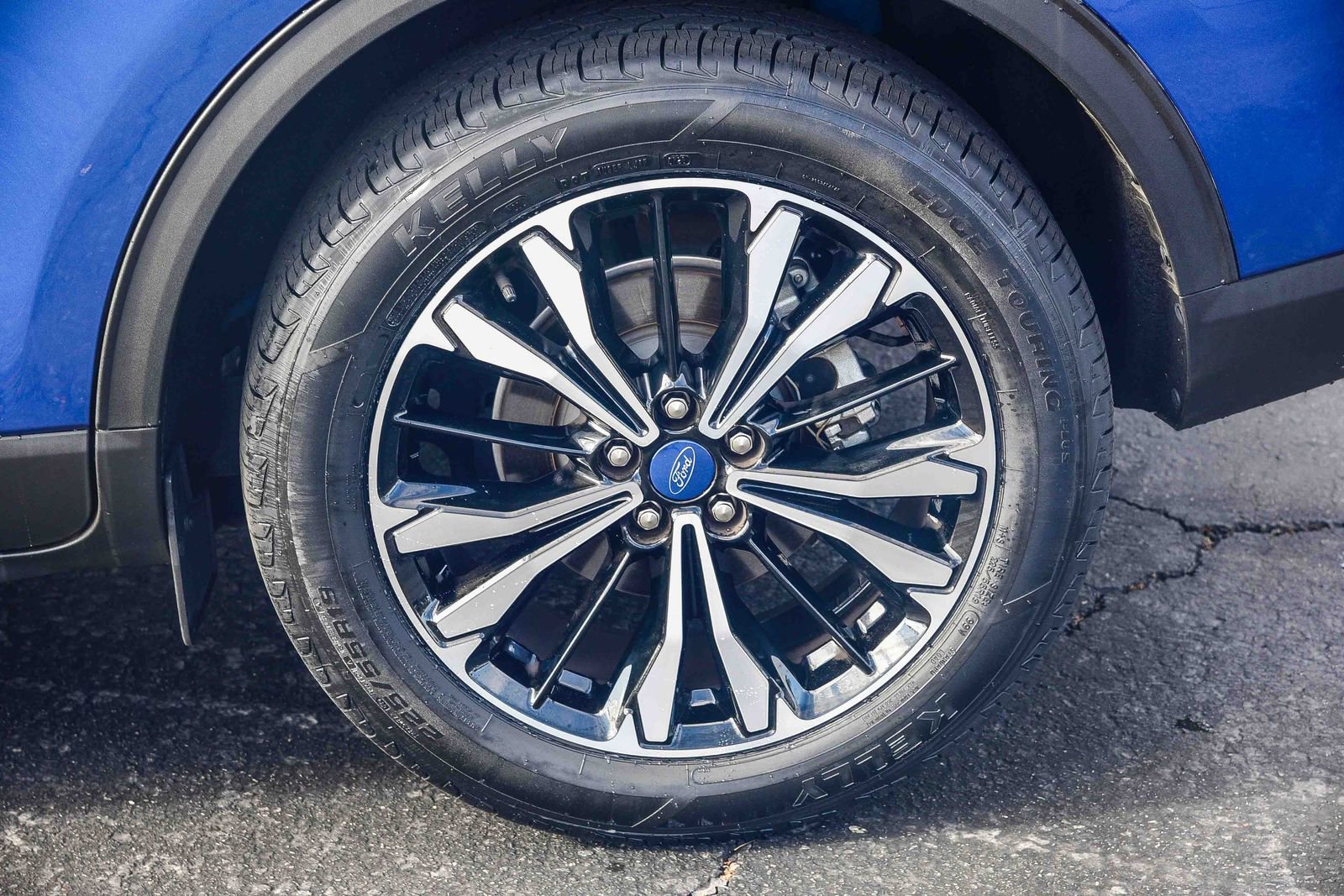 Certified 2022 Ford Escape SE w/ SE Sport Appearance Package image 8