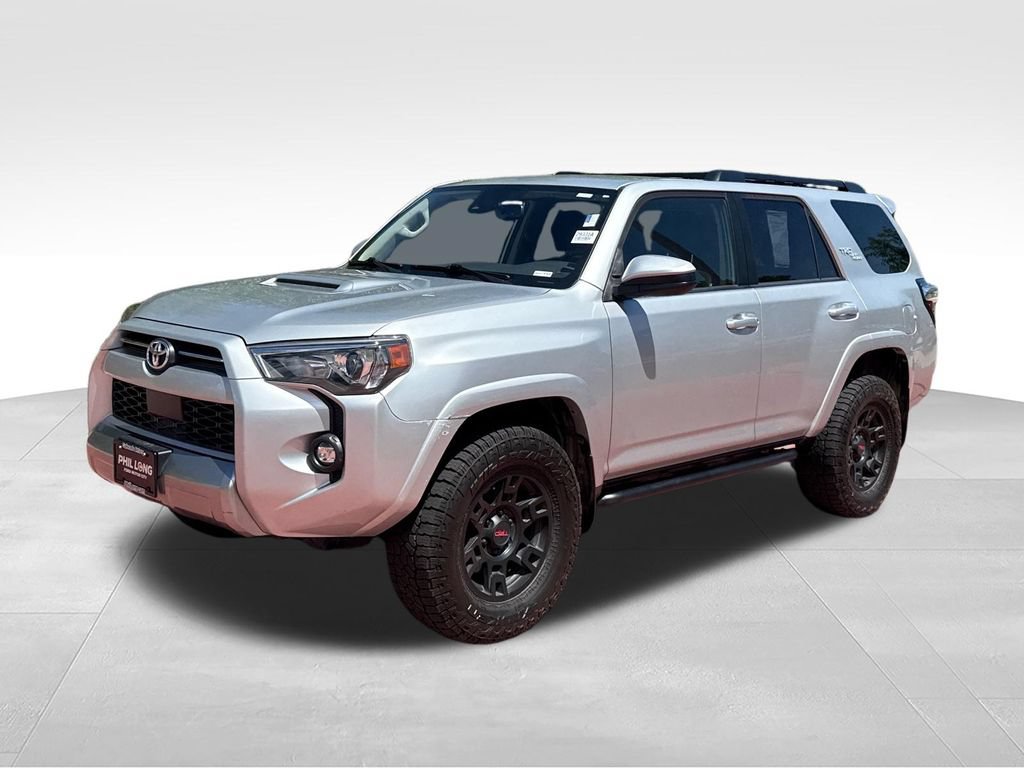 Used 2022 Toyota 4Runner TRD Off-Road AWD/4WD image 5