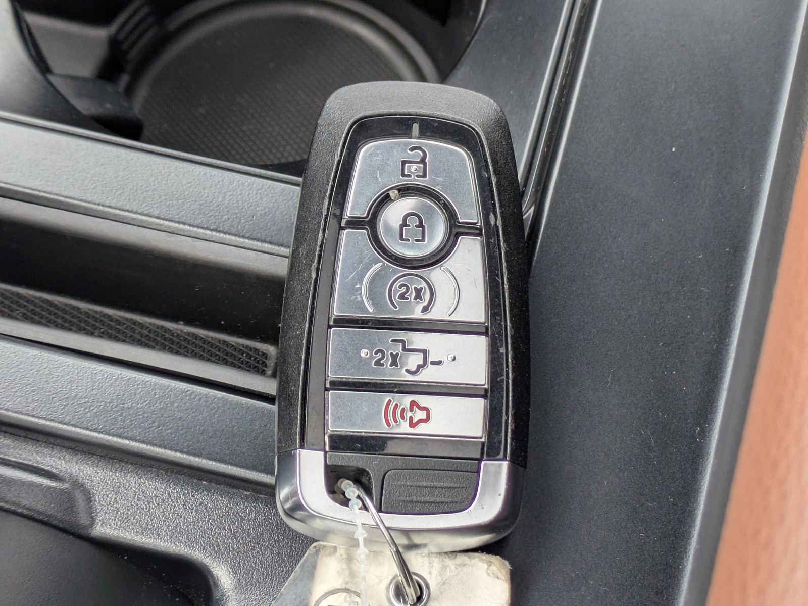 Certified 2025 Ford F150 King Ranch w/ FX4 Off-Road Package image 32