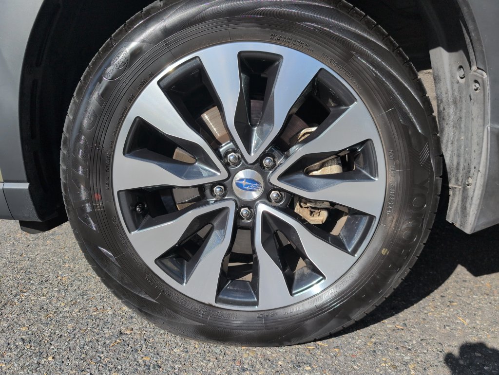 Used 2025 Subaru Outback Touring XT AWD/4WD image 14