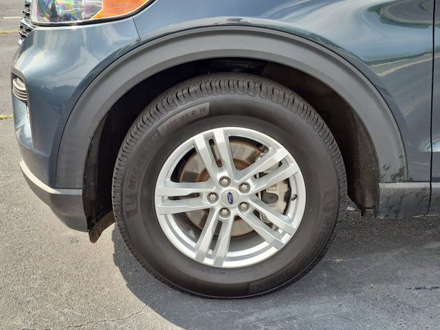 Certified 2023 Ford Explorer XLT RWD image 11