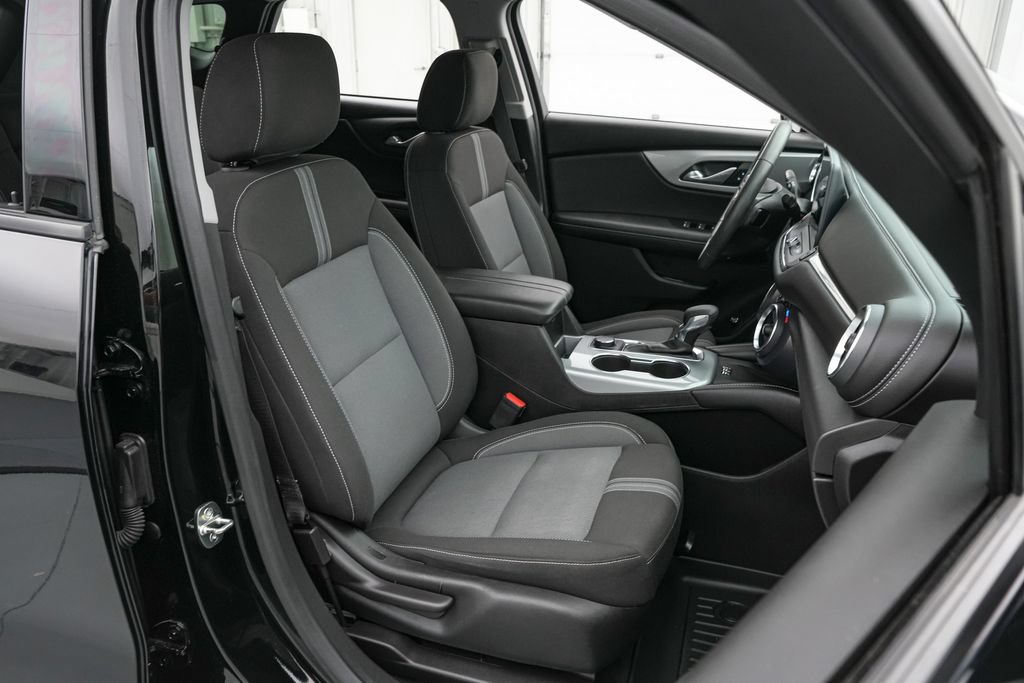 Used 2023 Chevrolet Blazer LT w/ Convenience Package FWD image 20
