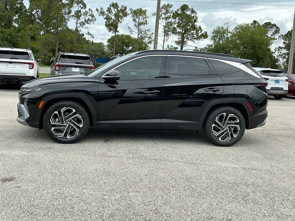 Used 2025 Hyundai Tucson Limited FWD image 4