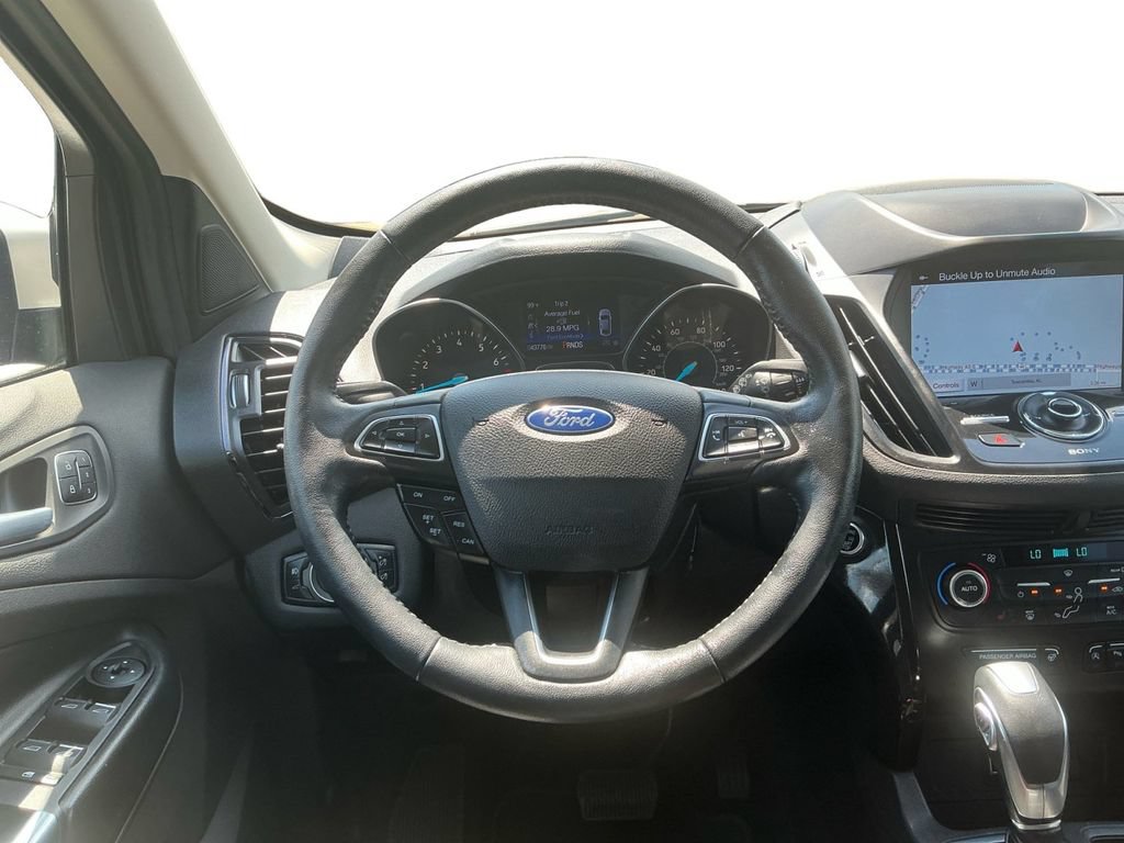 Certified 2019 Ford Escape Titanium FWD image 18