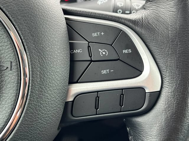 Used 2023 Jeep Renegade Altitude w/ Convenience Group I AWD/4WD image 20