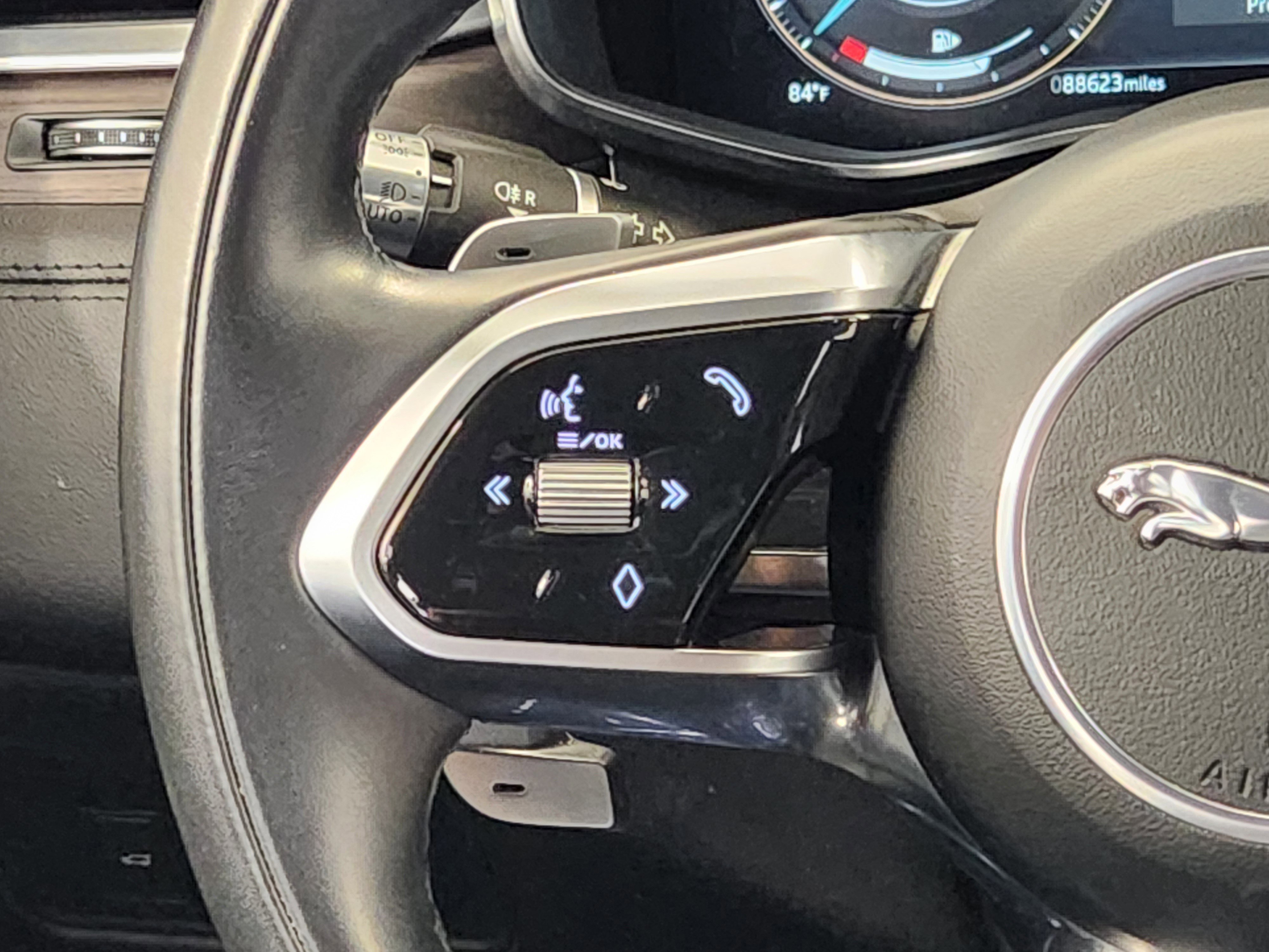 Used 2021 Jaguar F-PACE S image 28