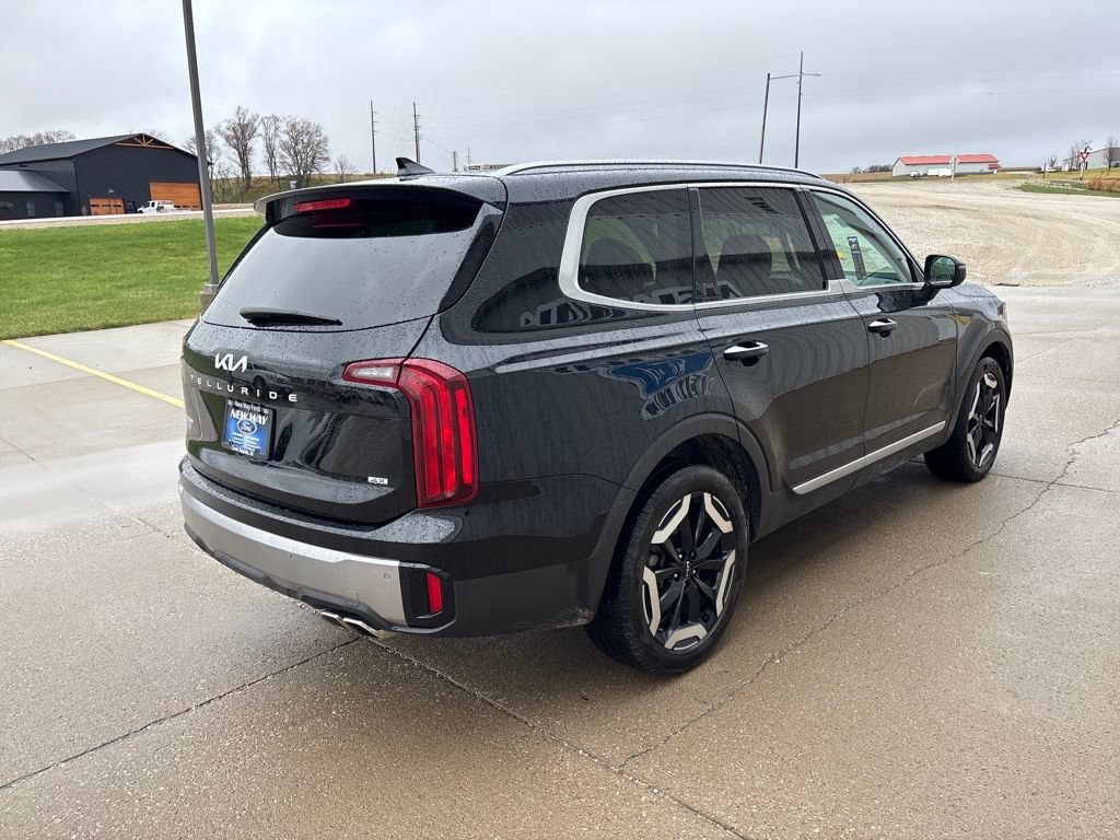 Used 2025 Kia Telluride S AWD/4WD image 6