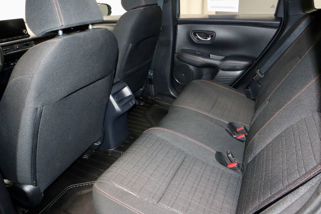 Used 2025 Honda HR-V Sport image 21
