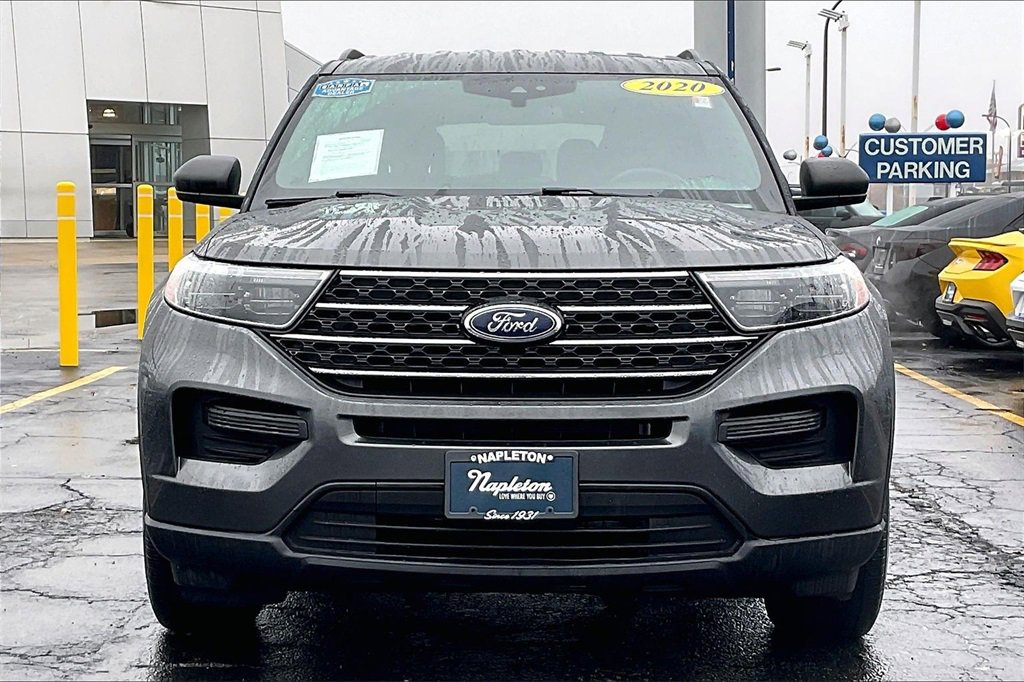 Certified 2020 Ford Explorer XLT image 2