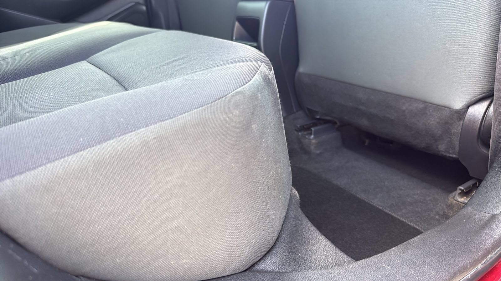 Used 2022 Toyota Corolla LE FWD image 26
