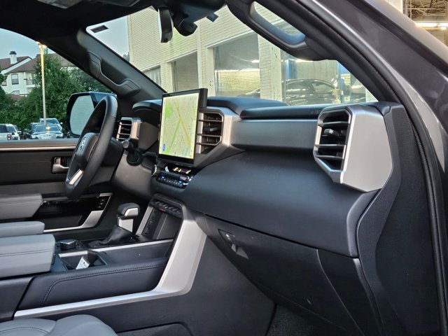 Used 2026 Toyota Tundra Limited AWD/4WD image 18
