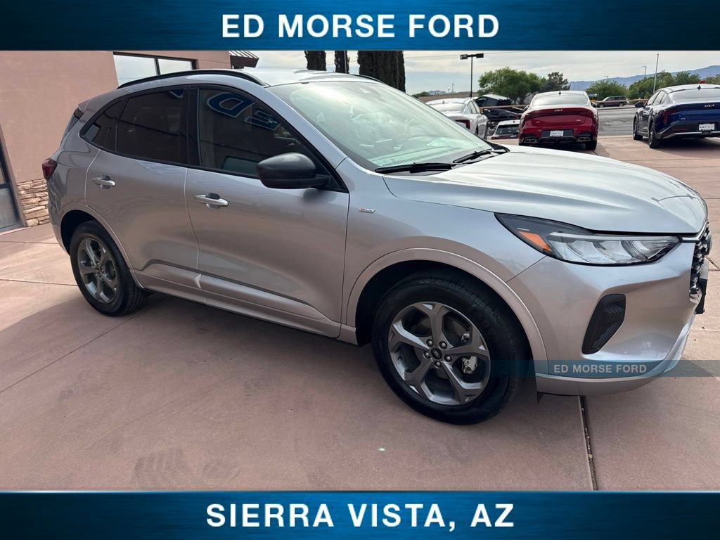 Certified 2024 Ford Escape ST-Line AWD/4WD image 11