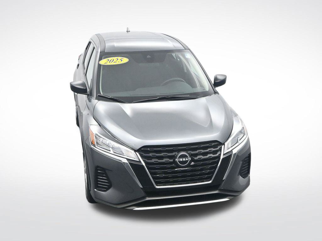 Used 2025 Nissan Kicks Play S FWD image 37