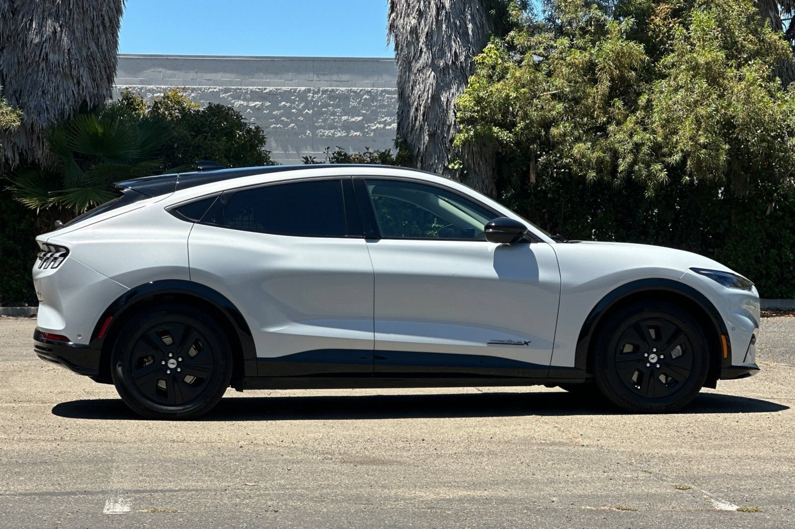 Certified 2023 Ford Mustang Mach-E California Route 1 AWD/4WD image 2