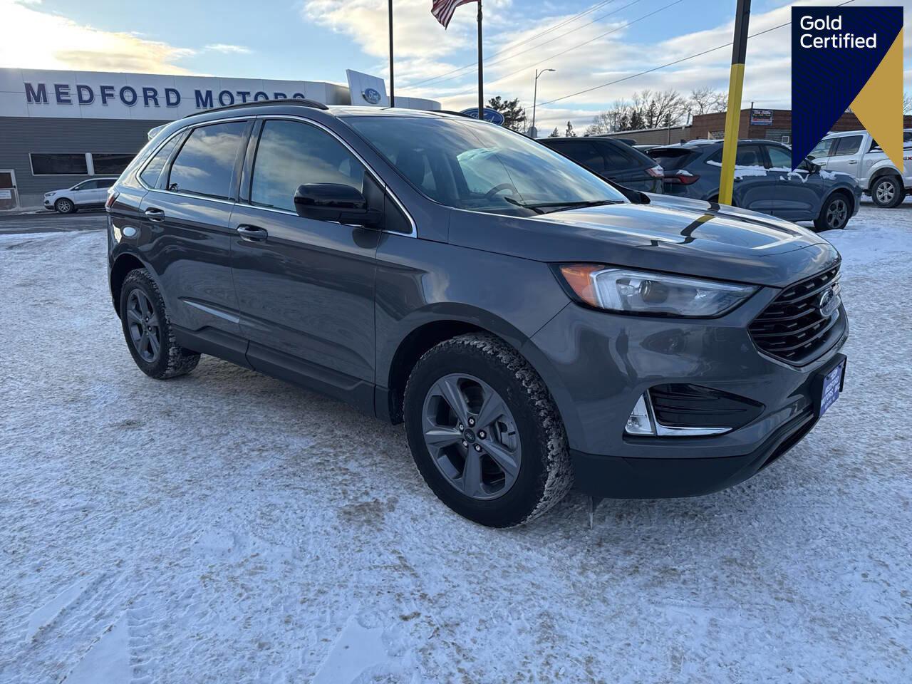 Certified 2022 Ford Edge SEL w/ Sport Appearance Package image 1