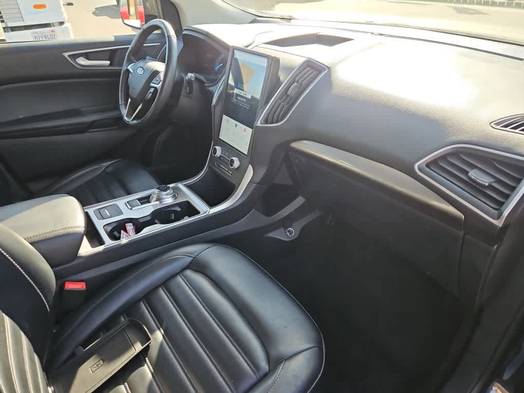 Certified 2024 Ford Edge SEL w/ Convenience Package AWD/4WD image 13