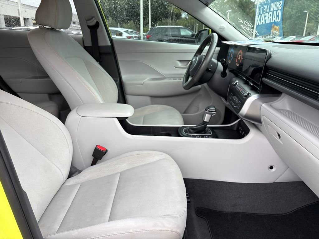 Used 2024 Hyundai Kona SEL image 28