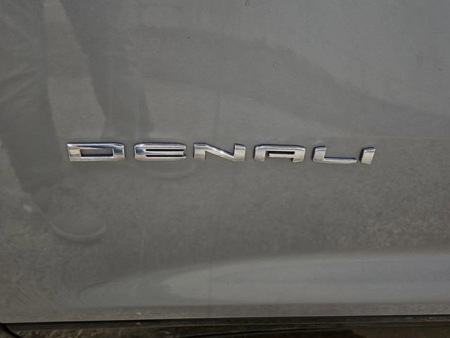 Used 2025 GMC Acadia Denali AWD/4WD image 31