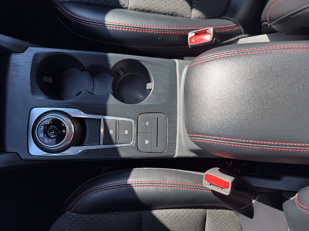 Certified 2025 Ford Escape ST-Line w/ Cold Weather Package FWD image 30