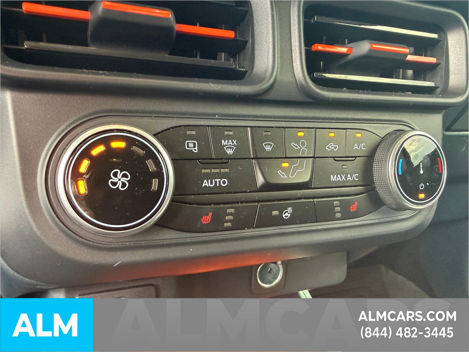 Certified 2024 Ford Maverick XLT w/ XLT Luxury Package image 18