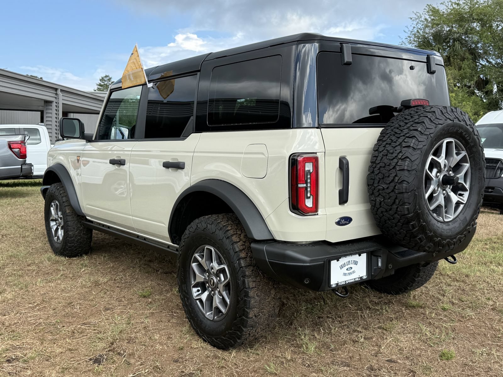 Certified 2025 Ford Bronco Badlands AWD/4WD image 7