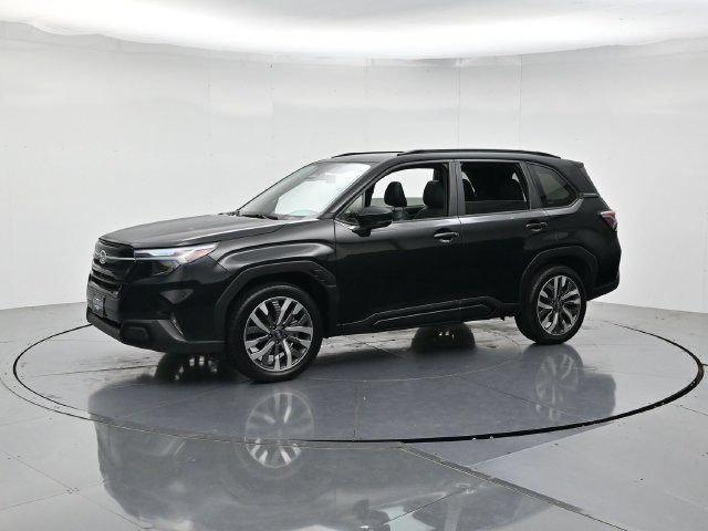 Used 2025 Subaru Forester Touring AWD/4WD image 5