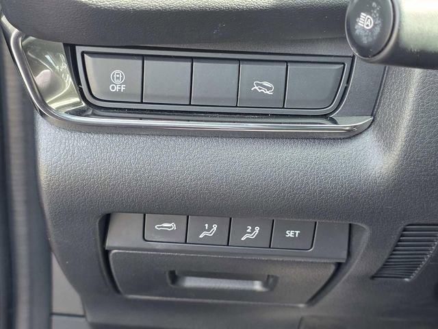 Used 2023 MAZDA CX-30 AWD 2.5 S w/ Premium Package image 21