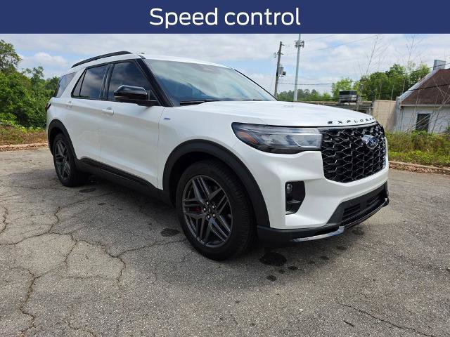 Certified 2025 Ford Explorer ST-Line w/ Premium Package RWD image 7