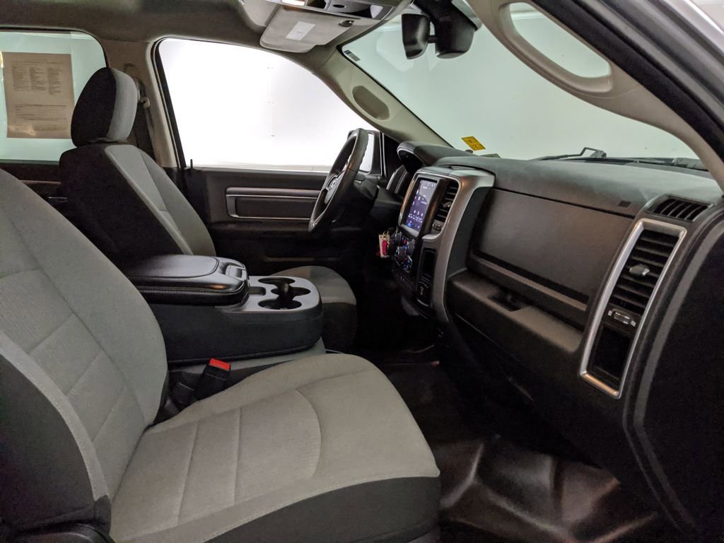 Used 2022 RAM 1500 Classic SLT w/ Electronics Group image 27