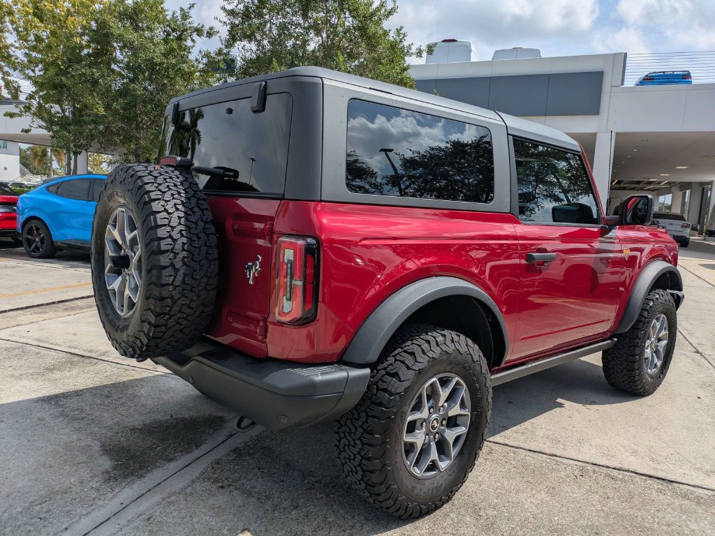 Certified 2025 Ford Bronco Badlands AWD/4WD image 4