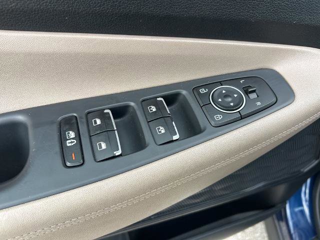 Used 2023 Hyundai Santa Fe SEL image 13