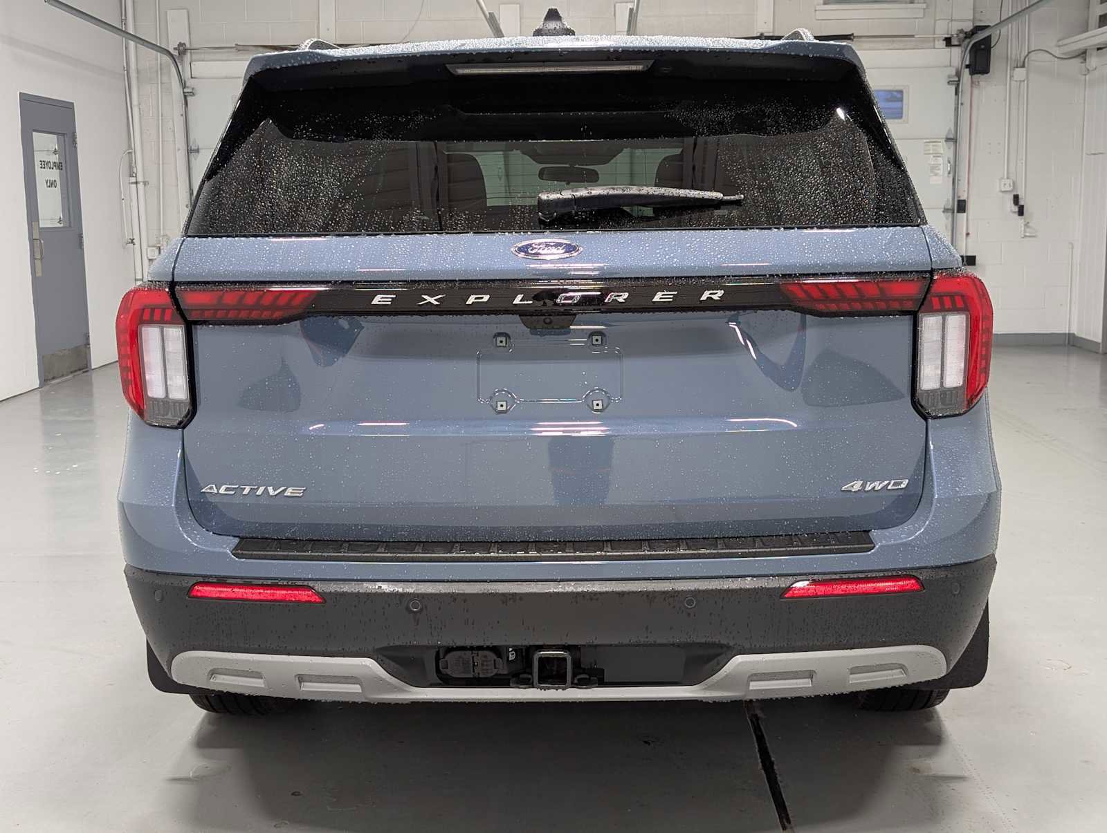 Certified 2025 Ford Explorer Active w/ Active Comfort Package image 5